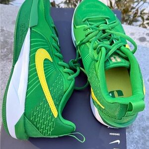 Nike Sabrina 2 'Oregon Ducks' Green Boys Sneakers, Size 6.5Y
